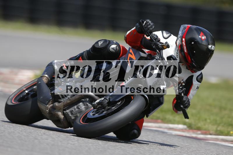 /45 10.08.2025 Plüss Moto Sport ADR/Freies Fahren/77